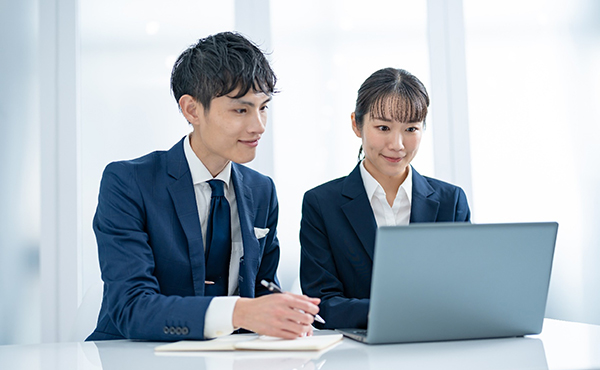 【企業向け】採用直結型インターンシップとは? 特長やメリット・デメリットを紹介