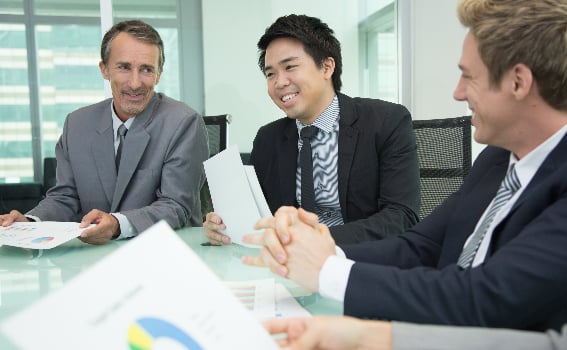 日系企業と外資系企業の働き方にはどんな違いがある？