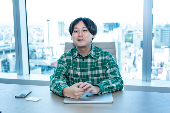 レバレジーズ株式会社 執行役員 マーケティング部部長 藤本 直也様